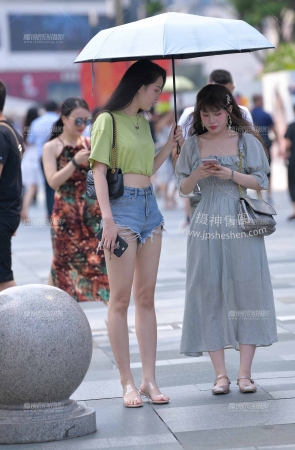 987-3+85/最爱这种大白腿的女人 21P