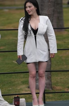 性感的深V美女(162P)