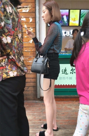 什么叫魔鬼，这就是身材