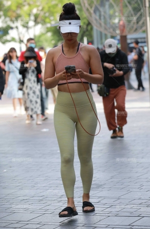 健身教练小姐姐