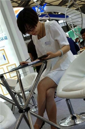 4k-白裙高跟鞋制服街拍美女