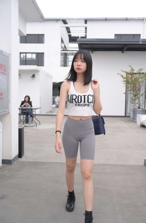 慕容笙模拍作品 灰色紧身瑜伽裤MM