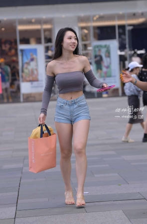 21727-2+69/勒紧热裤女孩 5P