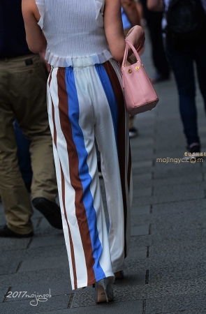 咔喳赛帖 —–兰T少妇