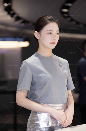 250425-9=60 某展会遇到的高端气质灰丝礼仪 11P