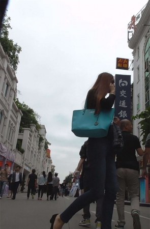 牛仔裤大高个美女