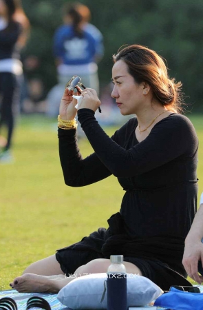 秀丽端庄高贵气质美妇