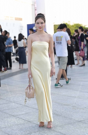 23919-10=91√靓丽韵味的荏萋【套图➕视频】 12P