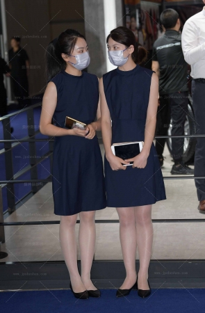 23613-51=33√保时捷职员～ 8P