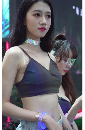 颜值模特小姐姐