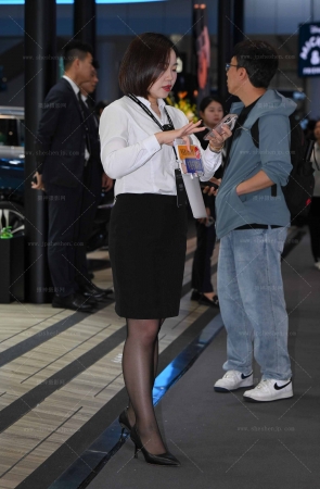 【摄神作品】25531-9=43√黑丝细高跟轻熟 5P