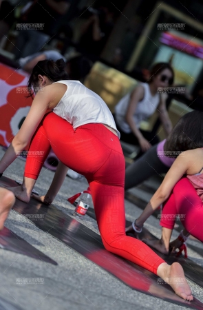 跟着老师学瑜珈