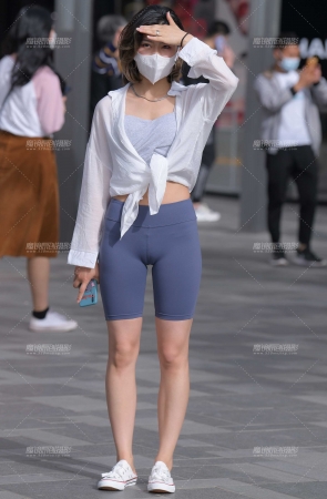 气质健身裤美女