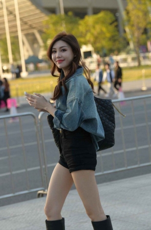 长靴短裤牛仔装 [60P-1.46GB]