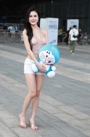 网红-啦不啦多【套图➕单反视频】 10P