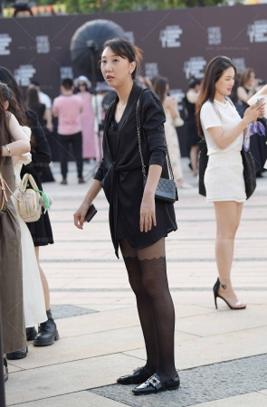 西装黑丝宝贝儿··240608-1-39 14P