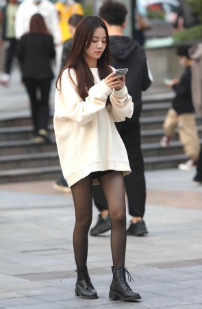 街拍黑丝shaofu -14p