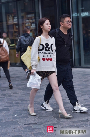 美腿高跟小女人3A2943[145M]