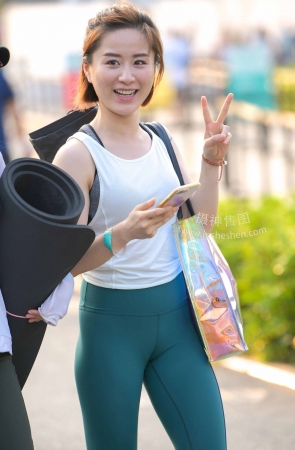 23692-99绿色紧身。。 12P