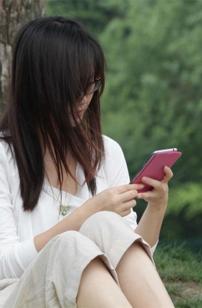 No235 白白的女孩嫩嫩的脚