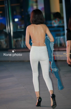 夜色撩人 迷人的背影让荷尔蒙躁动