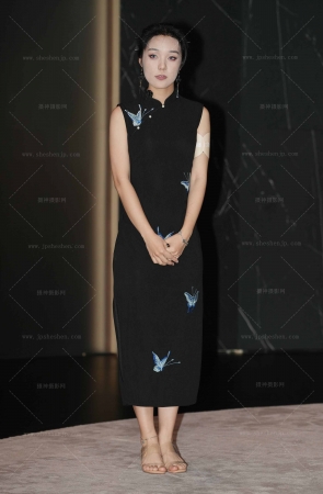 车展篇-旗袍凉高玉足58P 12P