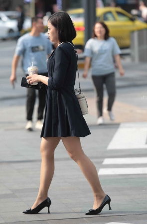 街拍肉丝高跟shufu