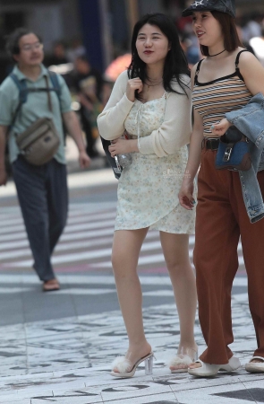 肉丝街拍少妇-14P