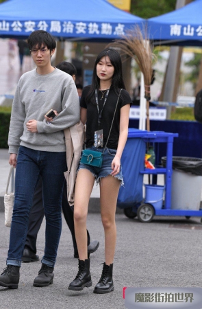 热裤大长腿美女3A2320[494M]