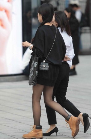街拍黑丝妹子-14P
