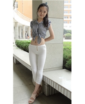 清纯学姐美腿模拍视频13部 [8.23 GB]