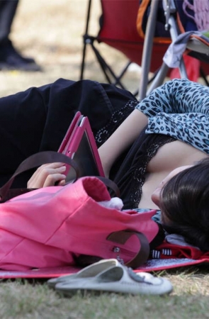 No424 美少妇展露足底的姿势实在太诱惑