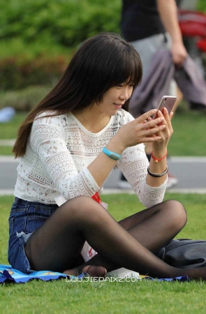 极品黑丝女，极品美腿