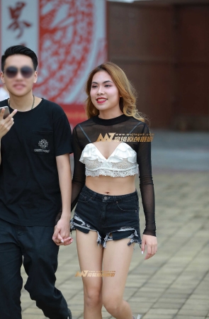 敢这样穿的妹子不多