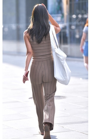 休闲装妹子(41P)[1.1G/JPG]