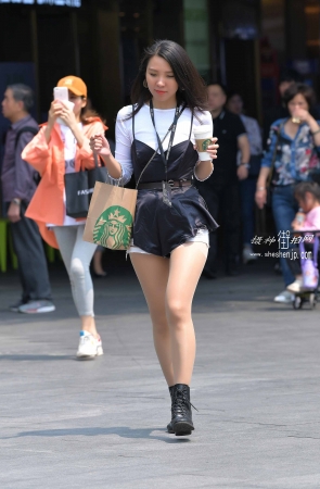 9319-5+54/奶茶丝袜 5P