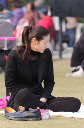 No1279 干练美少妇，上演职业装短肉丝的制服诱惑 第2套