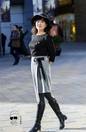 高胸美女显魅力（2016年11月14日10P）