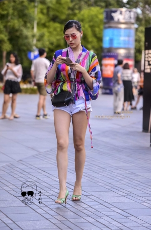 长腿高跟鞋美女{2017-5-19-12p}