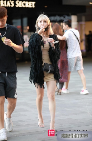 吃冰激凌的女朋友3A3365[499M]