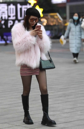 街拍黑丝shaofu -14p