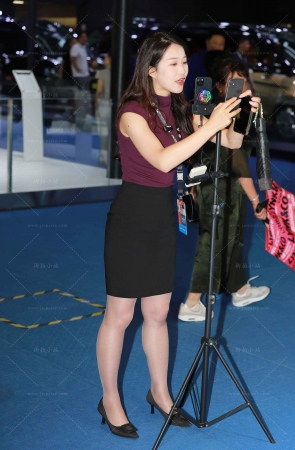 沃尔沃韵味丝腿主播