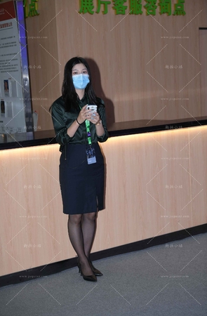 黑丝的高跟包臀裙汽车销售 [20P]