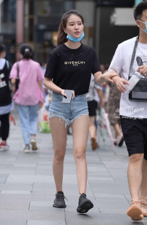 20813-10+36/热裤大白腿 5P