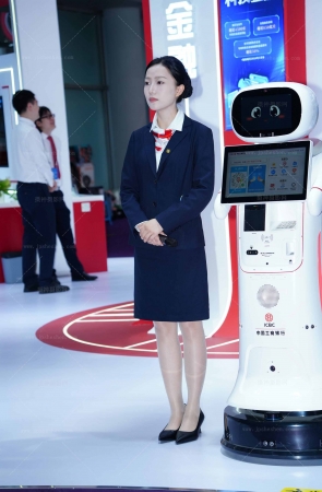 （下集）2024年6月某金融行业展览会金融制服美女丝袜图集 20P