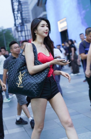 时尚红黑搭配 [172P-2.39GB]