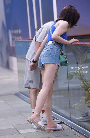 2186-6+111/肉腿，热裤小月牙 5P