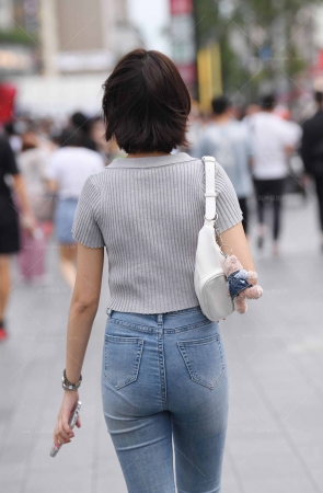 怎样才能叫美女注意到我240116-3-30 15P