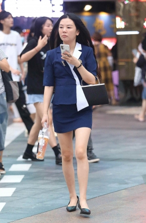 街拍肉丝职业装