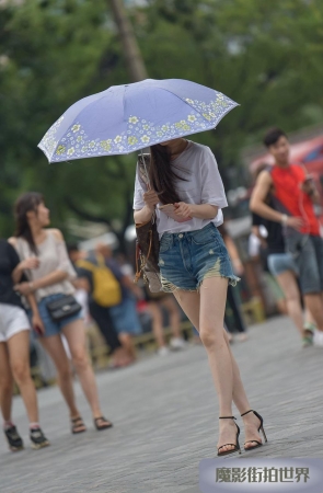 超长美腿 短裤 长发美女3A3962[222M]